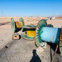 آهن کهنه (درام کابل آهنی)