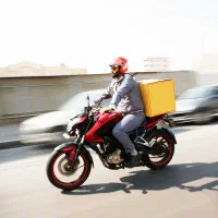 استخدام پیک موتوری - راننده با ماشین