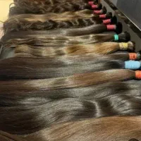 خرید و فروش موهای طبیعی و رنگی
