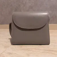 کیف آرتمن مدل تسا چرم وگن