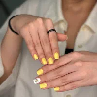 خدمات تخصصی و حرفه ای ناخن
