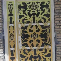 رنگ آمیزی با قیمت مناسب .درب و پنجره و غیره