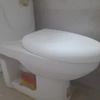 توالت فرنگی در حد نو