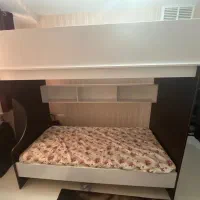 تحت دو طبقه خوابگاهی