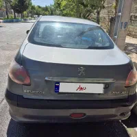 ۲۰۶ اس دی v8