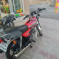 موتور سیکلت ۲۰۰سنین