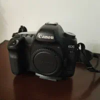 دوربین بادی 5D II با شارژر