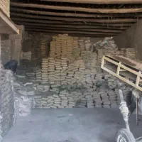 کارگروراننده نیسان  باسابقه جهت کار در مصالح فروش