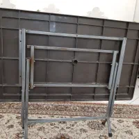 میز۶نفره پلاستیکی پایه فلزی
