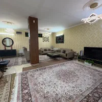 ۱۹۸ متر / ویلایی / ۳ خواب / سند تکبرگ