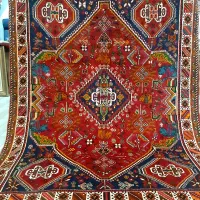 قالیچه قشقایی لاکی آباده شیراز پشم و رنگ طبیعی