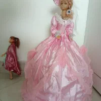 دوعددعروسک