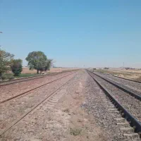 زمین-در-لوشان-بالا