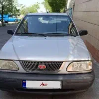 پراید ۱۴۱ نقره‌ای  دوگانه دستی