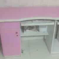 میز تحریر سالم