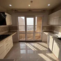 پردیسان/۱۰۰متر/دونبش/فول با بالکن/جنب پارک
