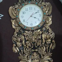 ساعت دیواری سلطنتی