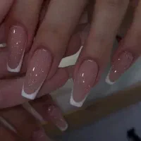 کاشت ناخن