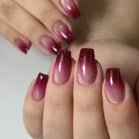 کاشت ناخن(طراحی انگشت پا رایگان)
