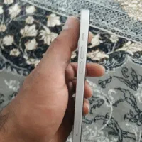 آیفون ۱۲ نرمال