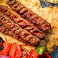 نیازمند نیروی خانم در رستوران