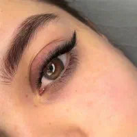 آموزش و خدمات تخصصی اکستنشن مژه