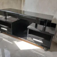 میز تلویزیون ام دی اف ترک شیشه سکوریت بسیار تمیز