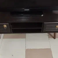 میز تلویزیون در حد نو