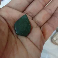 تعدادی مهره و سنگ قدیمی