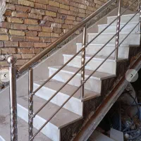 استخدام نصاب نرده استیل