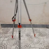 پایه دوربین نقشه کشی وخط کش نو
