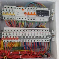 برقکار لاینر دوربین دزدگیر برق کارصنعت ساختمان باغ