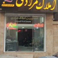 اجاره-یک-واحد-تجاری-به-متراژ-32-متر-و-10متر-بالکن