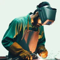 جوشکاری سیار انواع جوشکاری سایبان و تعمیرات و غیره