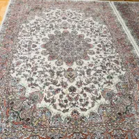 ۲عددفرش۹متره قالیچه۱*۱/۵ و۲عدد پادری