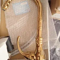 تعدادی شیرالات و روشویی زیر قیمت