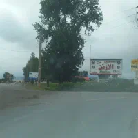 زمین مسکونی بر خط اصلی دهنه دار