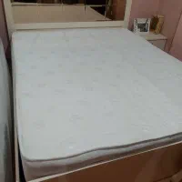 تخت دونفره