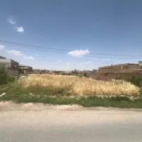 زمین لاخونه
