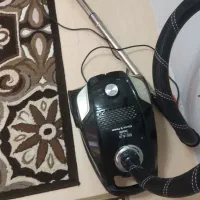 جاروبرقی رنگ مشکی