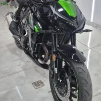 z1000