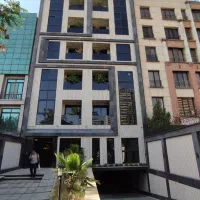 شیراز شمالی / ۱۷۰ متر / سند اداری /۳ پارکینگ سندی