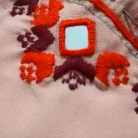 آینه میدوزم