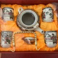 ست قوری و فنجان چینی