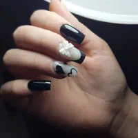 خدمات کاشت ناخن نجف آباد