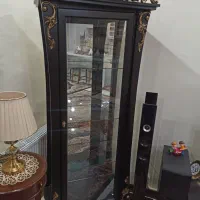 بوفه ویترین سلطنتی .خریدار تخفیف هم داره