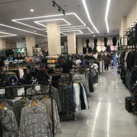 استخدام نیروی کار ماهر ترجیحا خانم جهت لباسفروشی