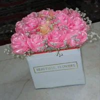 گل های رز ساتنی