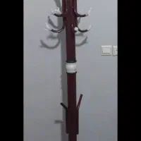 چوب لباسی ایستاده