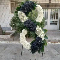کد23 پایه فلزی ترحیم تاج گل دسته گل افتتاحیه بازار